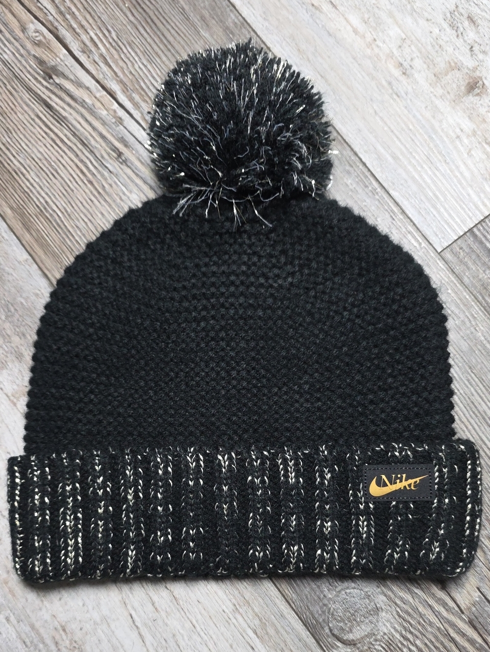 Nike Women's Patch Knitted Cuffed Pom-pom Winter Hat OSFM